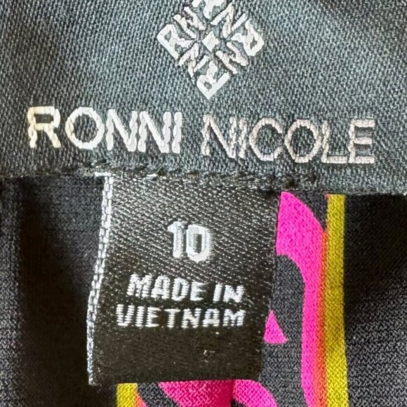 Ronni Nicole Oh So Slim Printed Black Halter Maxi Dress Size 10  * - Picture 6 of 8